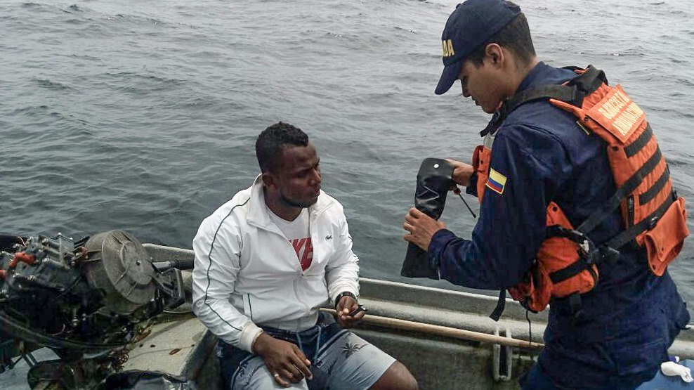 Rescatadas cuatro personas en embarcación a la deriva en el Chocó