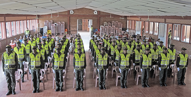 Se realizó ceremonia de juramento de bandera de Auxiliares de Policía