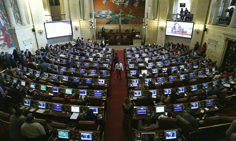 Aprobada en último debate Ley de Contratación Pública, que ahora pasa a conciliación y luego a sanción presidencial