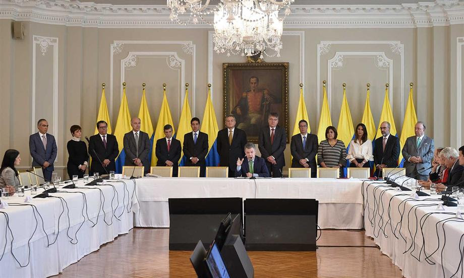 Empresarios podrán pagar impuestos con obras en zonas afectadas por el conflicto