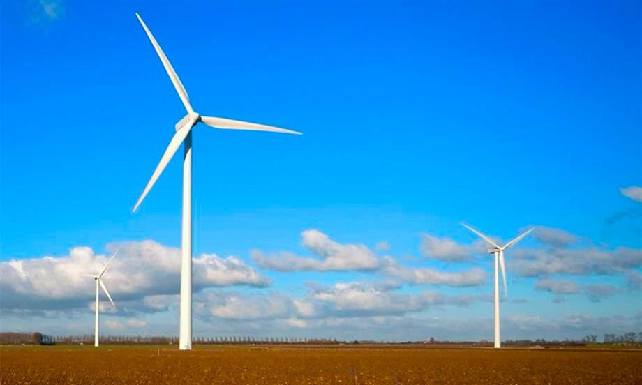 Con adjudicaciones eólicas, Gobierno marca hito en el sector eléctrico