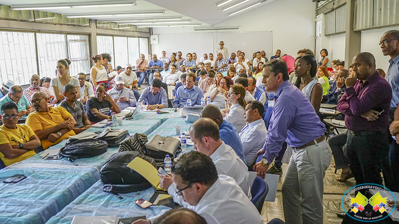 Alcalde Distrital hace entrega de lotes para la construcción de viviendas, ciudadela hospitalaria y polideportivo en acuerdos del paro cívico