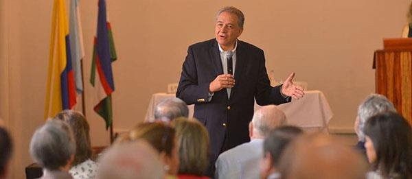 Vicepresidente hizo llamado a empresarios del Valle para aprovechar dividendos de la paz