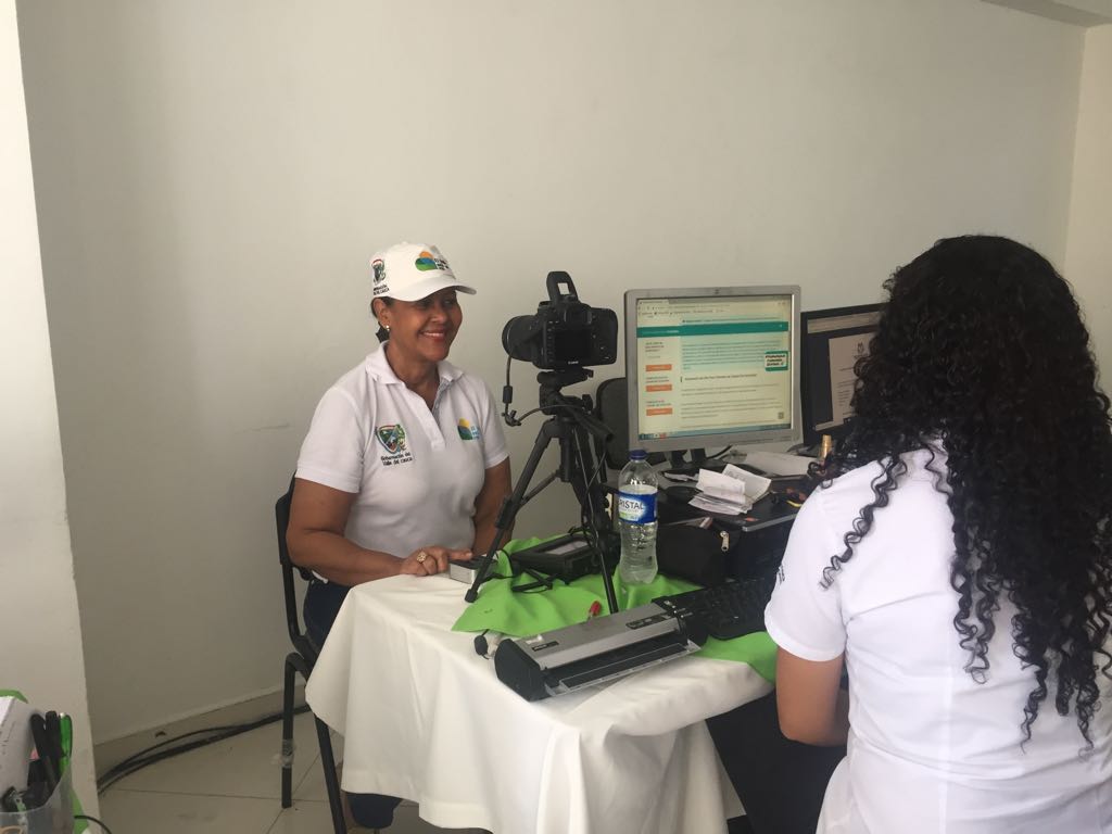Durante jornada descentralizada en Buenaventura se tramitó la expedición de 800 pasaportes