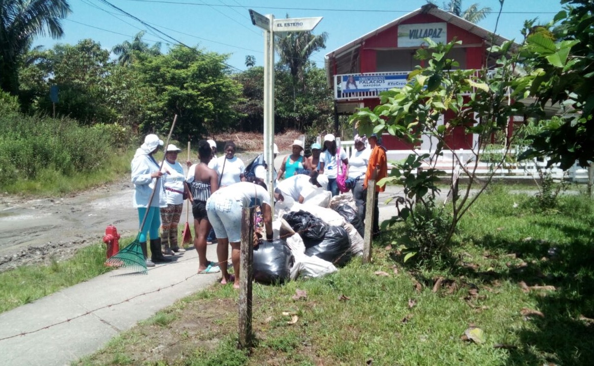 En Juanchaco y Ladrilleros aprovechan residuos orgánicos para convertirlos en abono