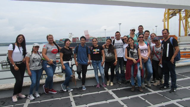 El Instituto de Educación Técnica Profesional de Roldanillo visitó la Dimar en Buenaventura