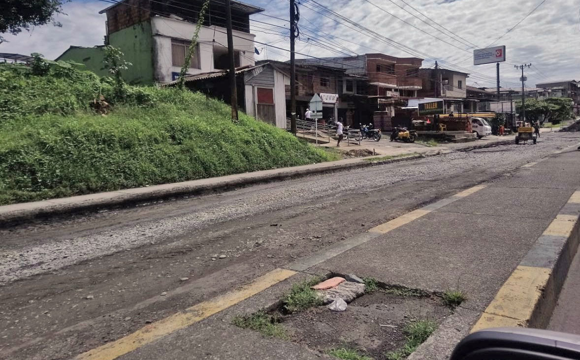 Conductores del transporte público afirman que se van a paro si no se solucionan los problemas de la Autopista Simón Bolívar