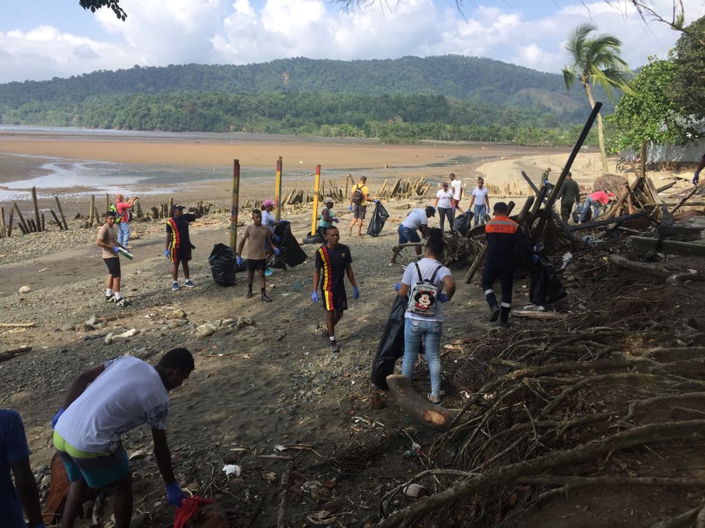 En Bahía Solano, Dimar integra a diferentes entidades por la limpieza de sus playas