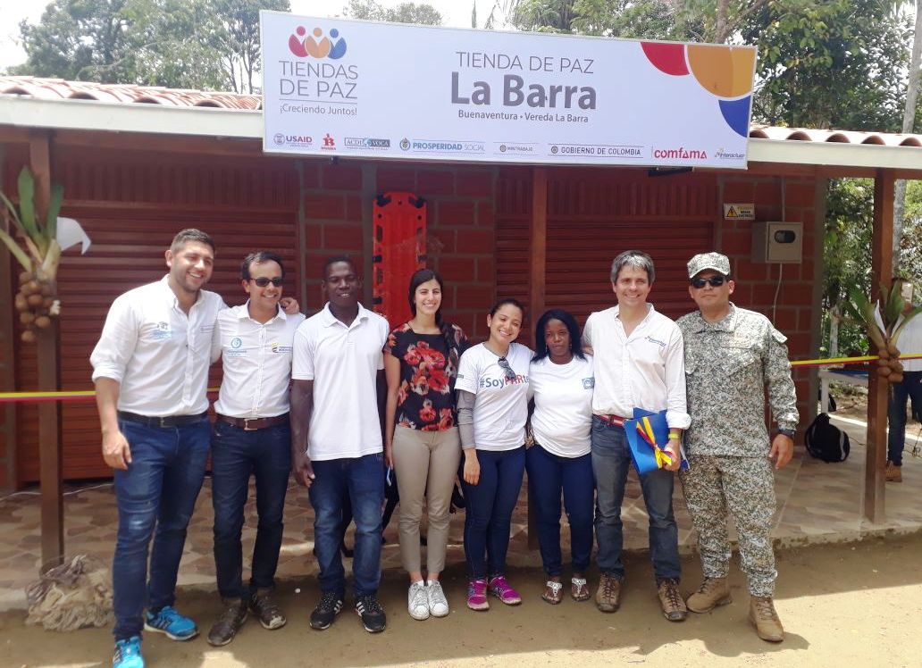 Comunidad de La Barra en Buenaventura continúa senda de progreso con la inauguración de su Tienda de Paz