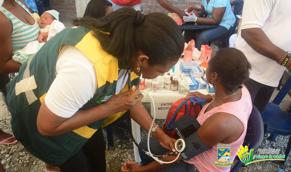49 familias de la cuenca del río Naya recibieron asistencia de salud en la zona humanitaria Puente de los Nayeros
