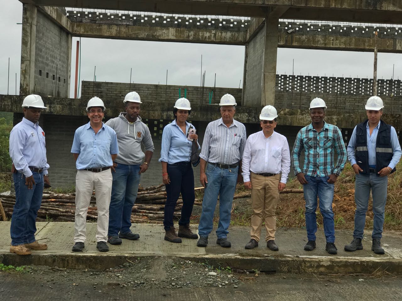 Se reinició la construcción del Megacolegio de San Antonio