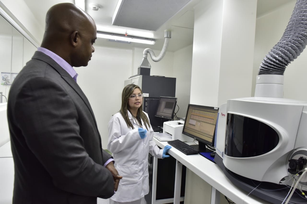 Con nuevo laboratorio ambiental, el sector ambiente continúa fortaleciendo su gestión