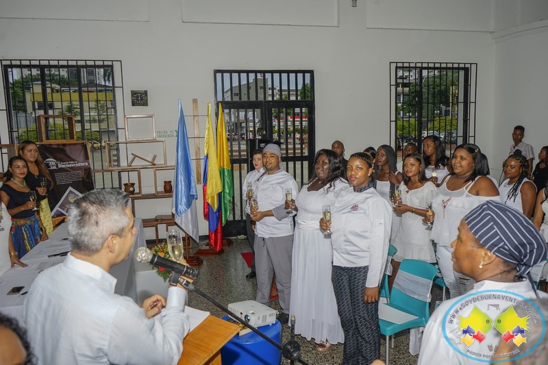 La Fundación Escuela Taller de Buenaventura graduó 15 Técnicos en Cocina