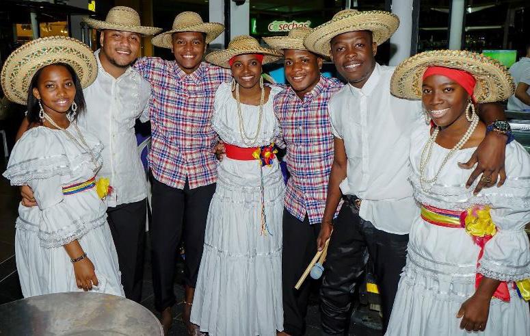Cantares del Pacífico presenta su sencillo #LaMarimbaYaSonó