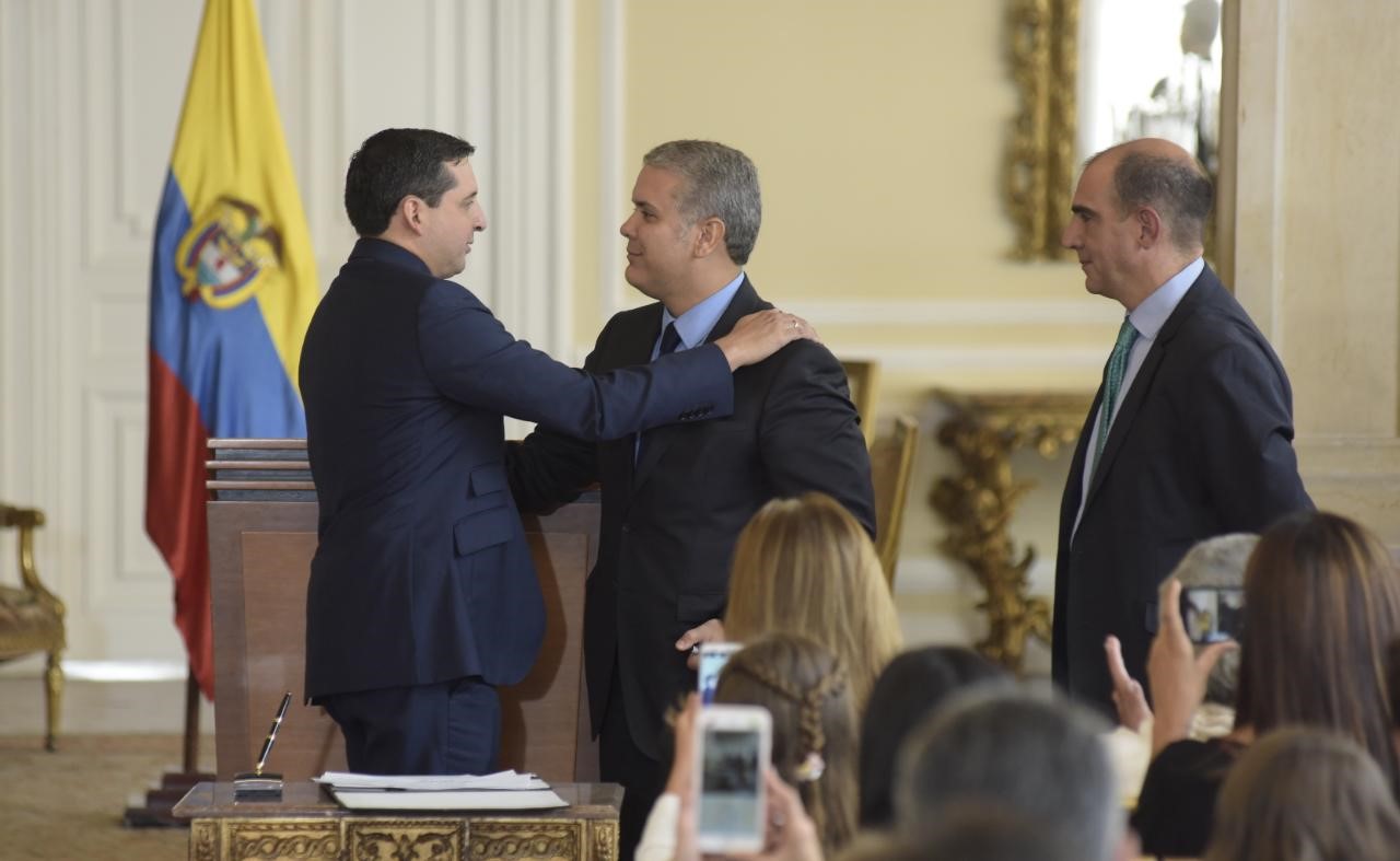 Tomó posesión el nuevo director de la DIAN, José Andrés Romero Tarazona