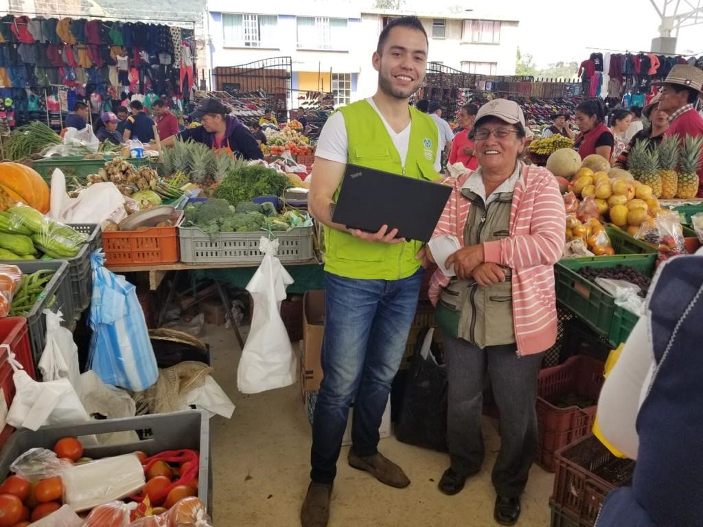 El Banco Agrario se toma las plazas de mercado del país para combatir el “gota a gota”