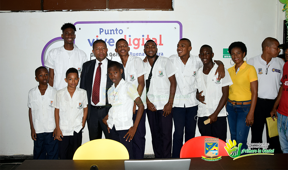 Se inauguró el Punto Vive Digital en la Institución Educativa Pascual de Andagoya