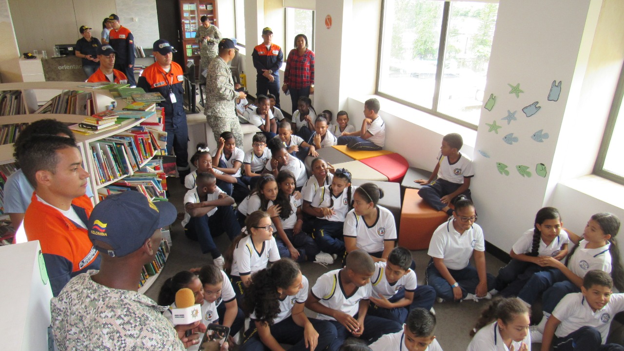 Dimar realizó taller “Todos somos gente de mar” con ni&ntilde;os de Buenaventura