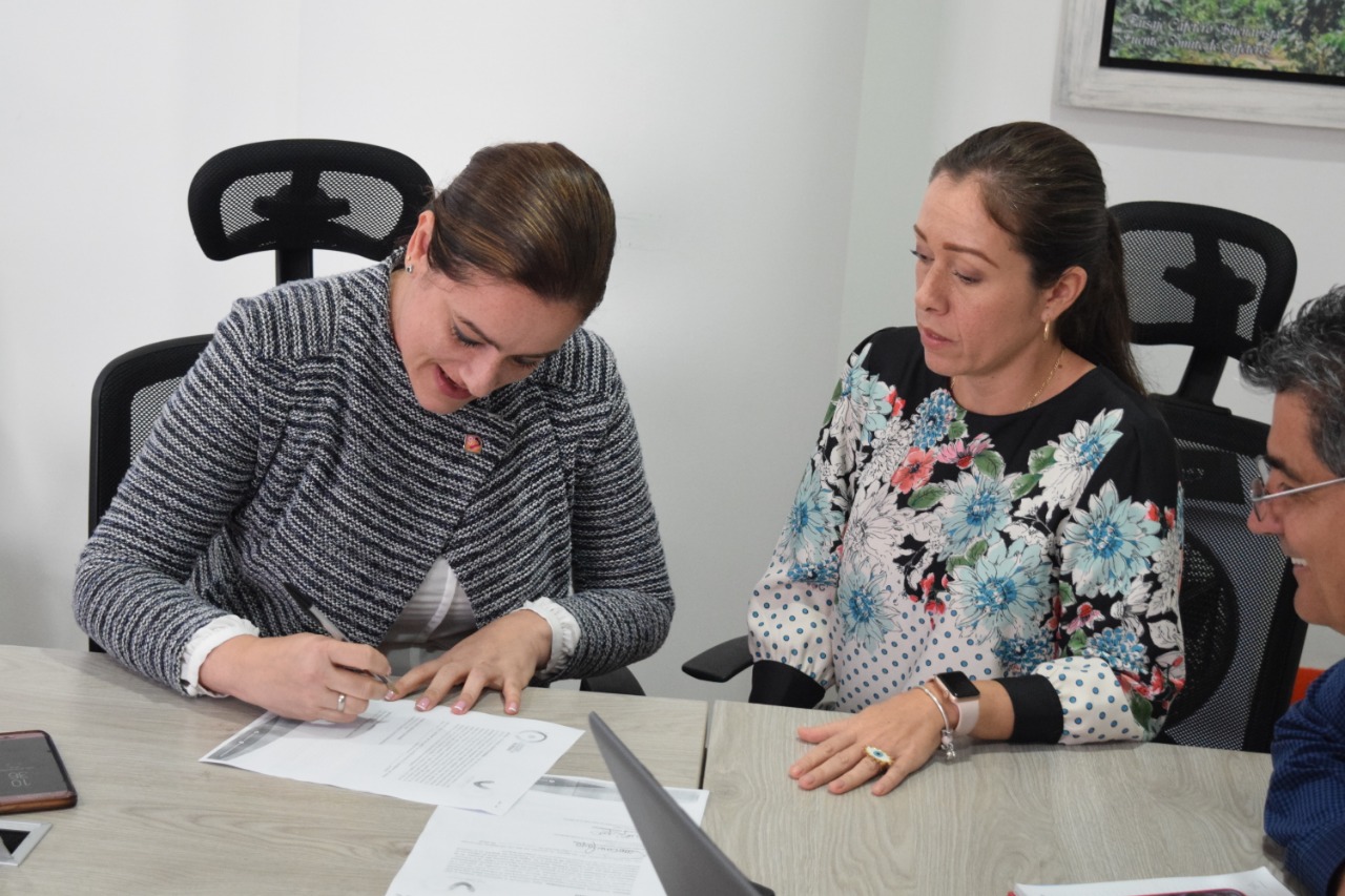 Los departamentos de Valle del Cauca y Quindío, firmaron la primera alianza de turismo colaborativo entre ambas regiones