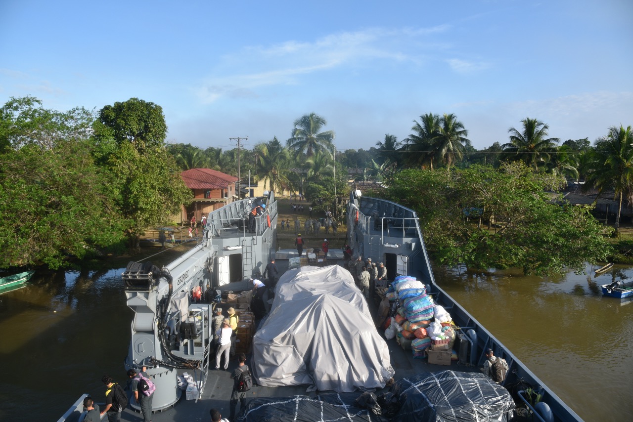 Nueva misión de la Armada Nacional lleva salud y bienestar para Cupíca en Chocó