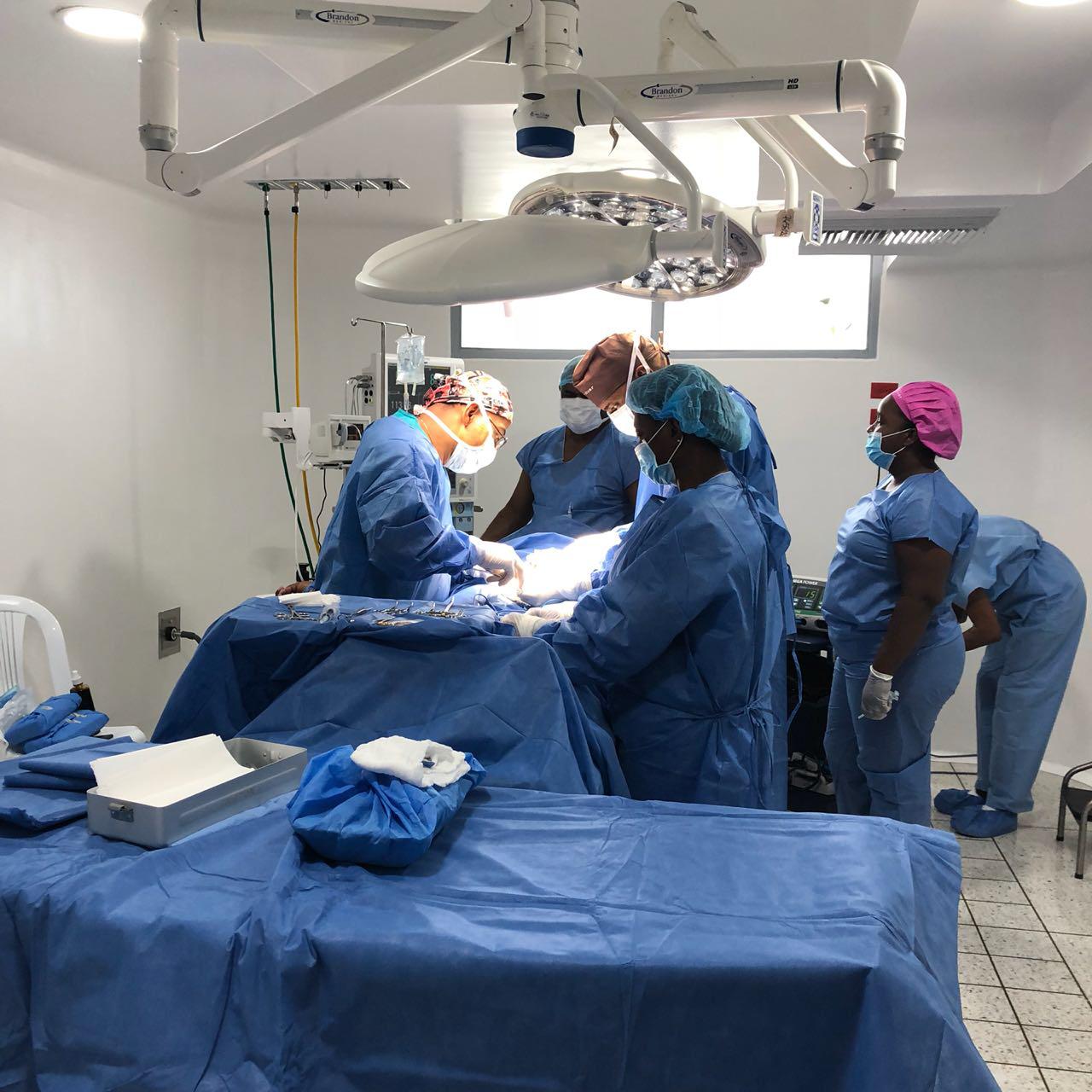 Dos quirófanos se están utilizando para realizar las primeras cirugías programadas en el Hospital Distrital de Buenaventura