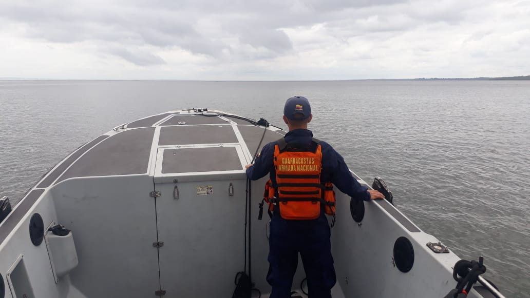 La Armada Nacional realiza operación de búsqueda y rescate de dos menores desaparecidas en playas de Tumaco
