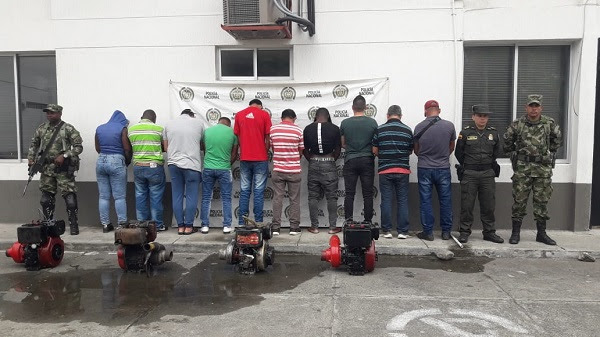 #ValleDelCauca Capturadas 10 personas por minería ilegal en la cuenca del río Tuluá