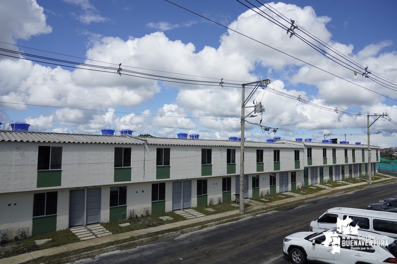 Se entregaron las primeras 225 viviendas del proyecto habitacional Colinas de Comfamar