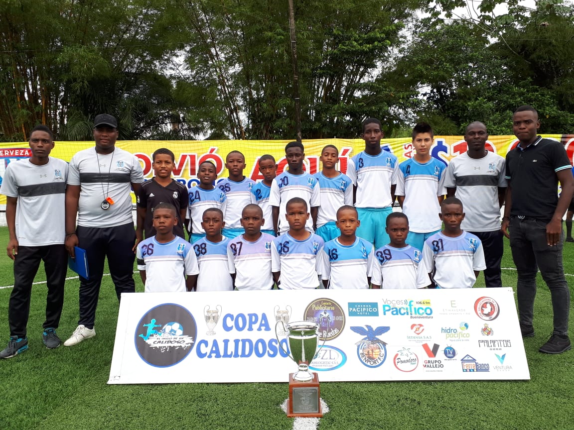 La Copa Calidoso dio espacio a ni&ntilde;os con síndrome de Down y discapacidad en el preliminar de la final