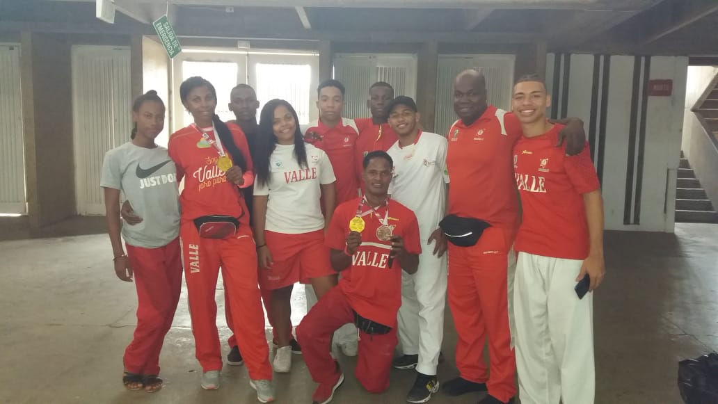 Dos bonaverenses se coronaron como campeones con la Selección Valle de Karate en torneo nacional