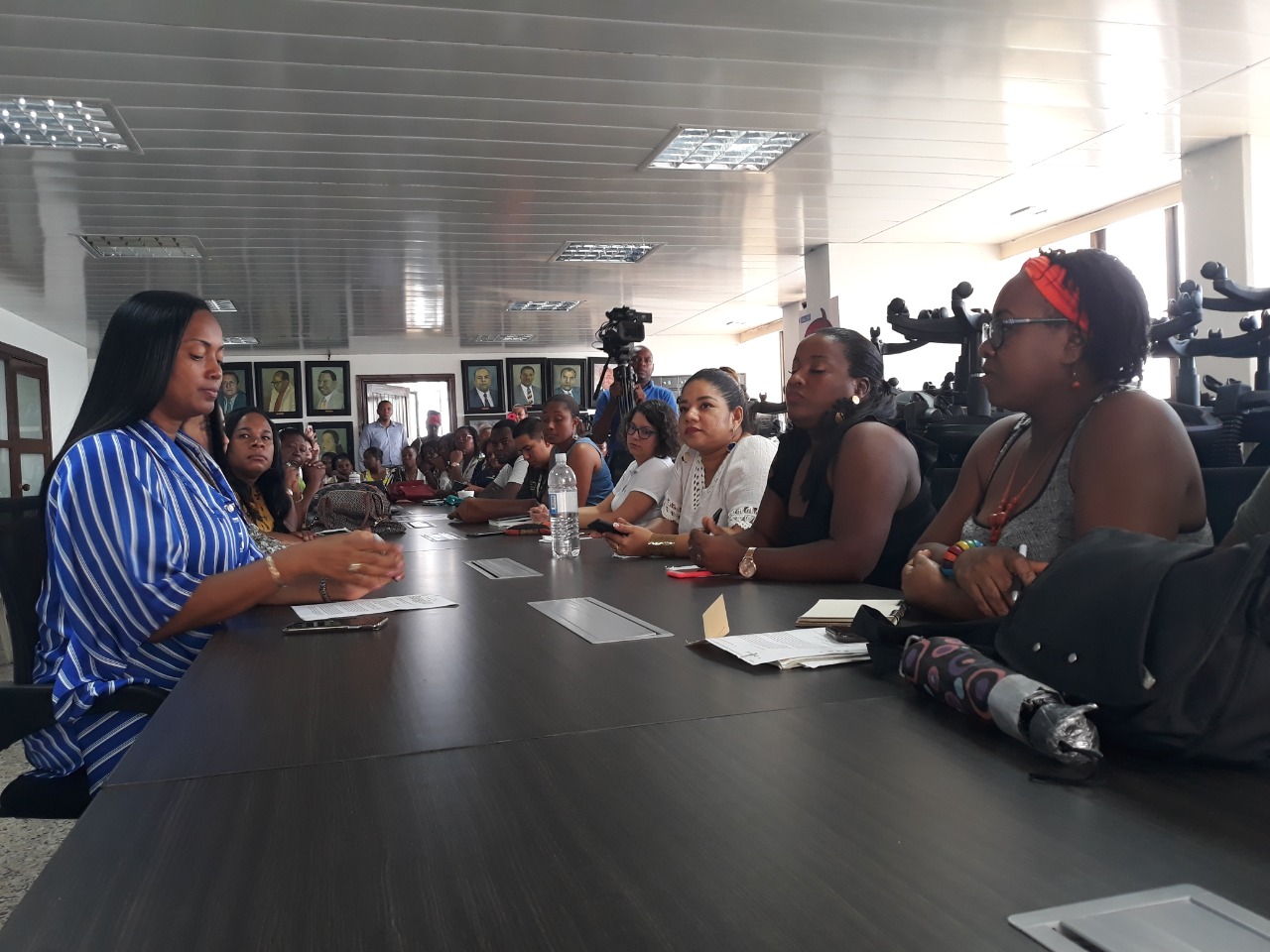 La alcaldesa Distrital, Maby Viera, firmó el decreto 0788 por medio del cual se crea la Mesa Intersectorial de Prevención de la Violencia de Genero
