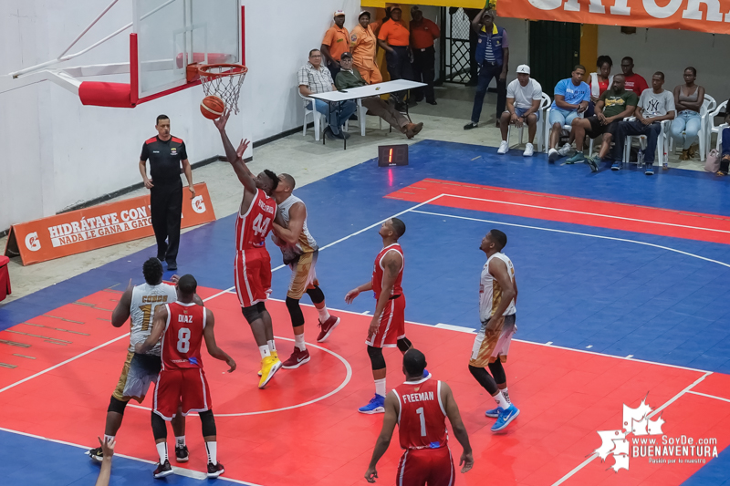 Bonaverenses disfrutaron de la primera jornada de Liga de Baloncesto Profesional en la ciudad