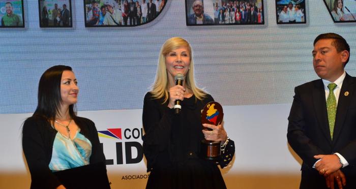 Dilian Francisca Toro es la mejor gobernadora entre los mandatarios de grandes departamentos