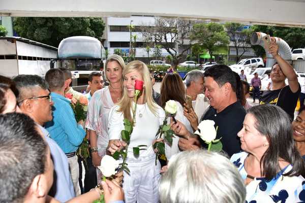 Vallecaucanos reconocen gestión de la gobernadora Dilian Francisca Toro como una de las mejores gobernantes del país