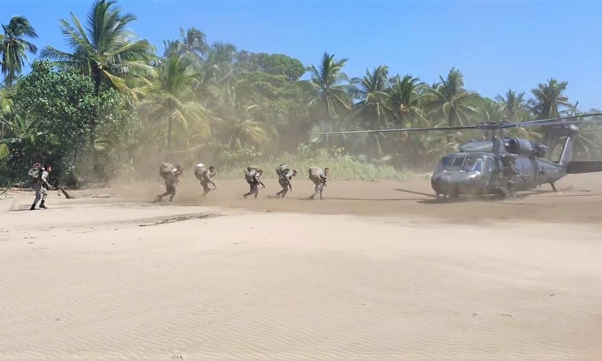 La Armada de Colombia intensifica sus operaciones en Nuquí, Chocó
