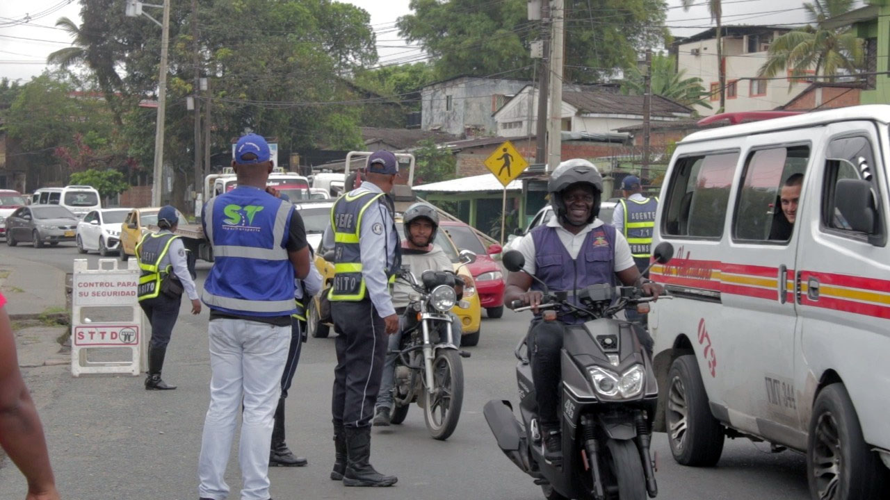El alcalde Distrital, Víctor Vidal, dispuso nuevas medidas para el transporte y la movilidad en Buenaventura