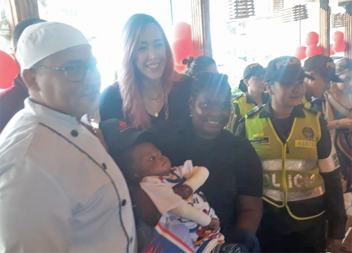 Con campaña, Policía y Gestora Social del Valle cumplieron sueño de ser chef a niño con piel de mariposa