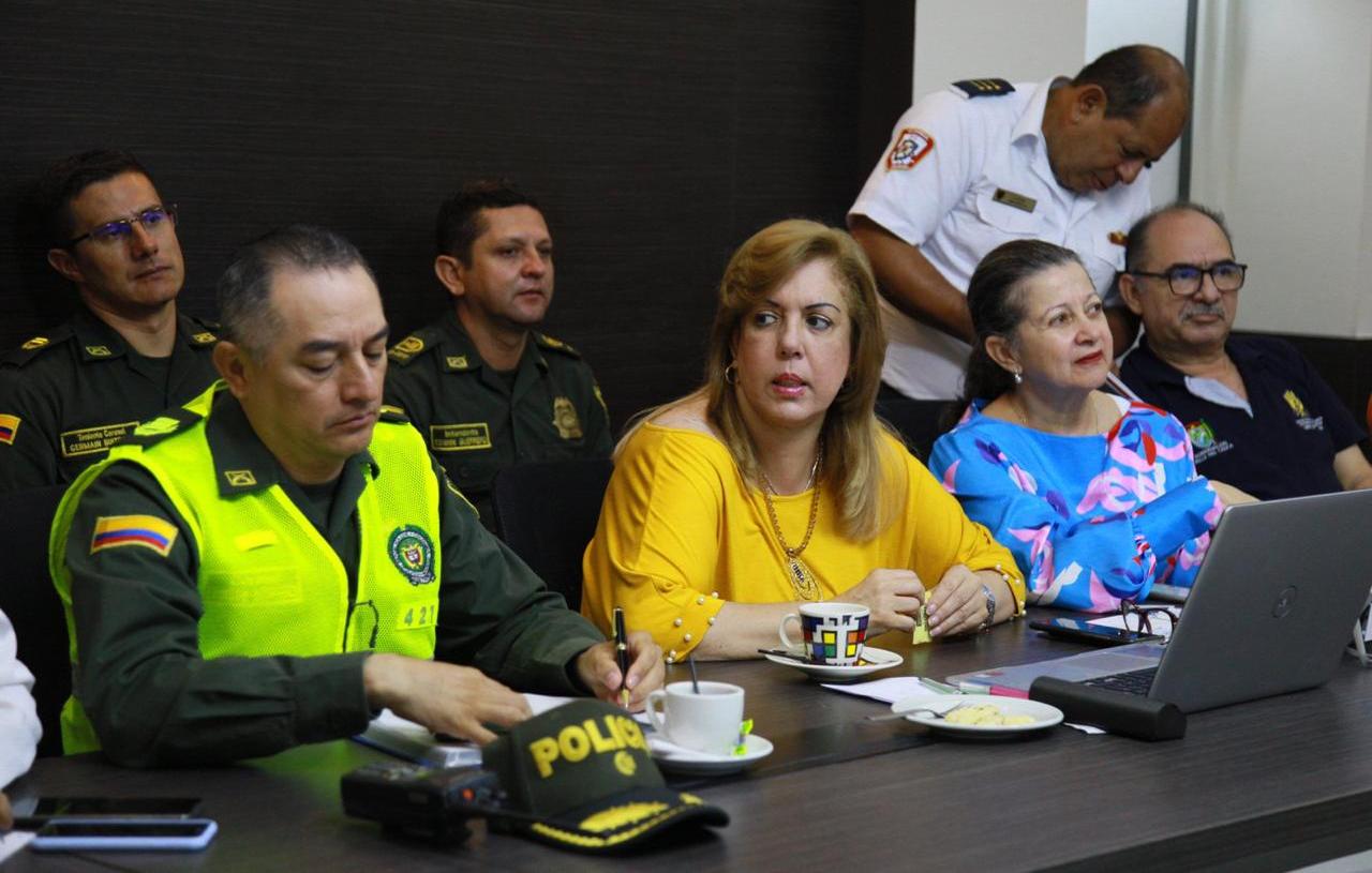 Toque de queda y ley seca para prevenir el contagio masivo de coronavirus anunció la Gobernadora del Valle