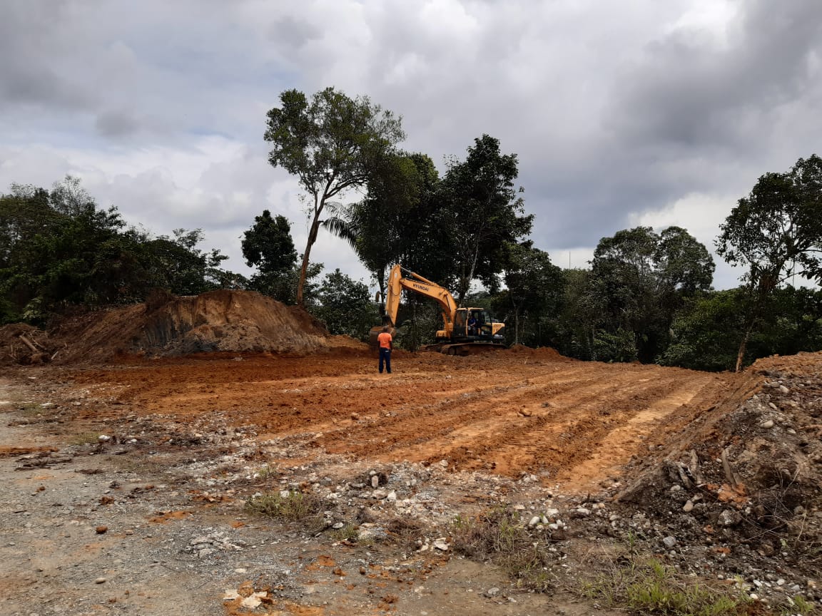En terrenos de la Ciudadela San Antonio se construye un Centro de Salud móvil como zona de aislamiento para COVID-19 en Buenaventura