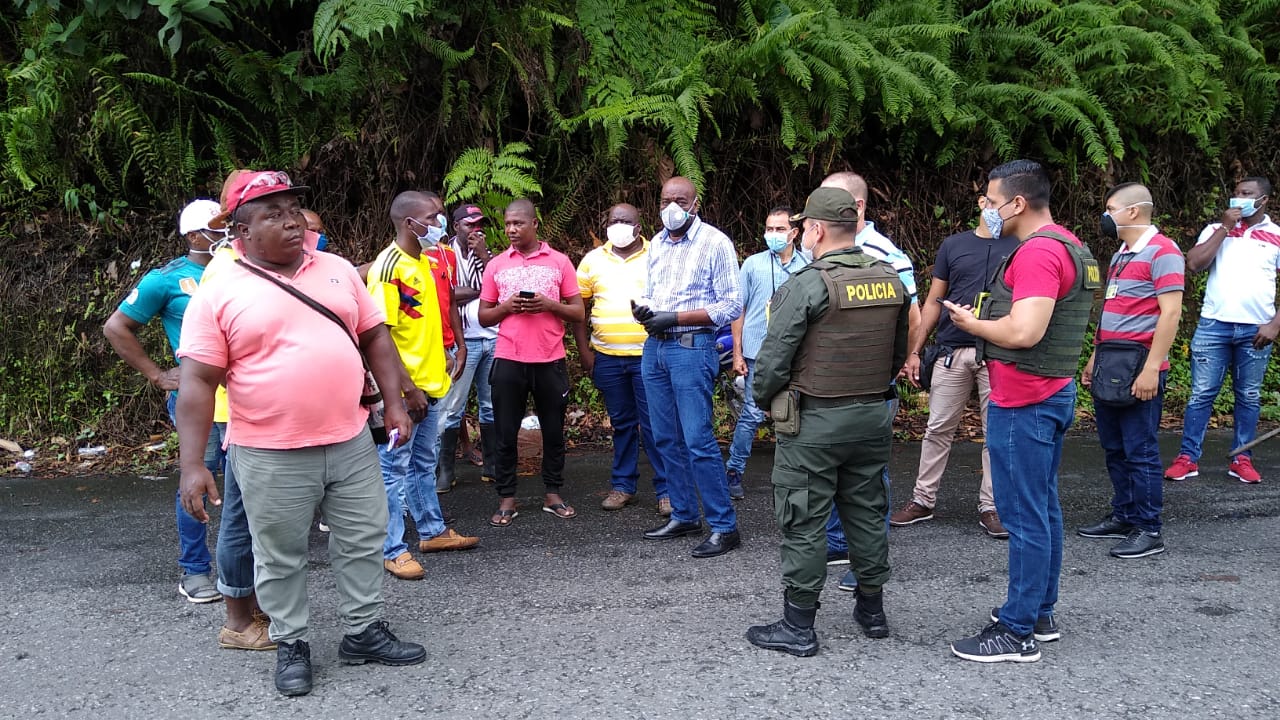 Habitantes de la vía al Bajo Calima tendrán controles sanitarios para mitigar COVID-19