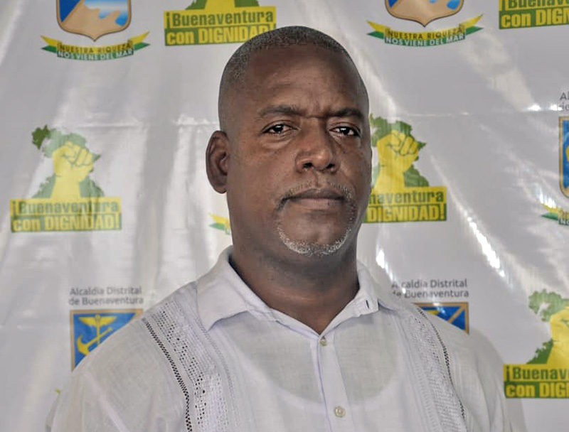 Enver Mosquera Hurtado fue nombrado como Secretario de Educación Encargado de Buenaventura