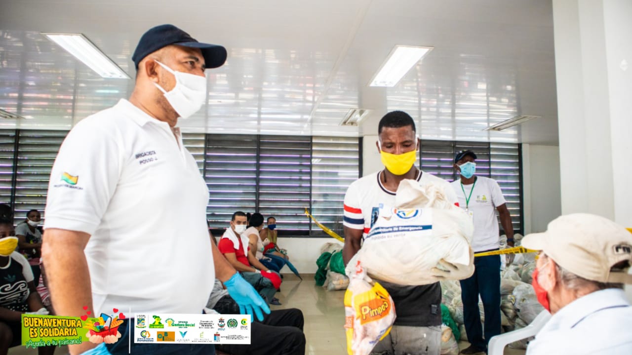 #BuenaventuraSolidaria continúa con la entrega de mercados conseguidos con la donatón