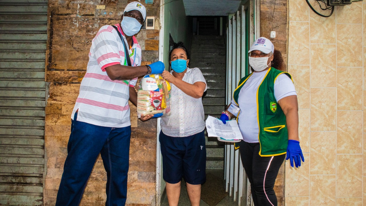 Del 4 al 13 de mayo continuará la entrega del kit alimenticio del PAE a los padres de familia