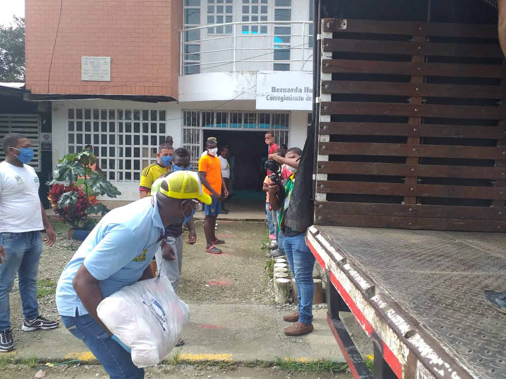 La Alcaldía Distrital de Buenaventura entregó más de 1.200 mercados a los consejos comunitarios