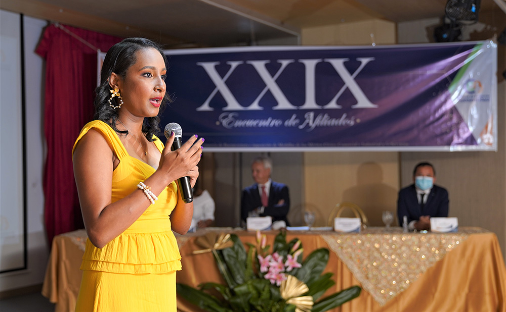 Se realizó la imposición de medallas a los méritos, Comercial, Industrial yo de Servicios y Cívico en el XXIX Encuentro de Afiliados de la Cámara de Comercio de Buenaventura