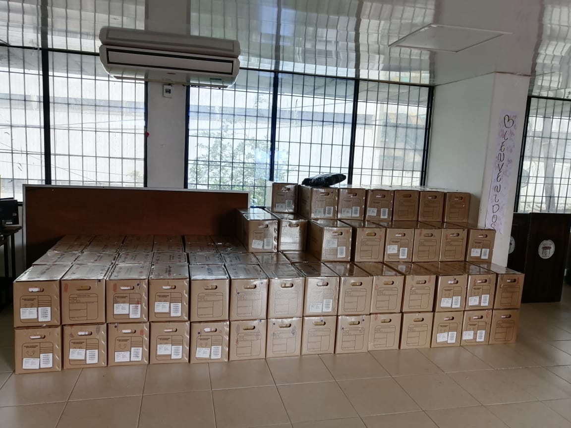 La Secretaría de Educación y el programa Computadores para Educar entregaron 360 portátiles a dos instituciones educativas oficiales de Buenaventura
