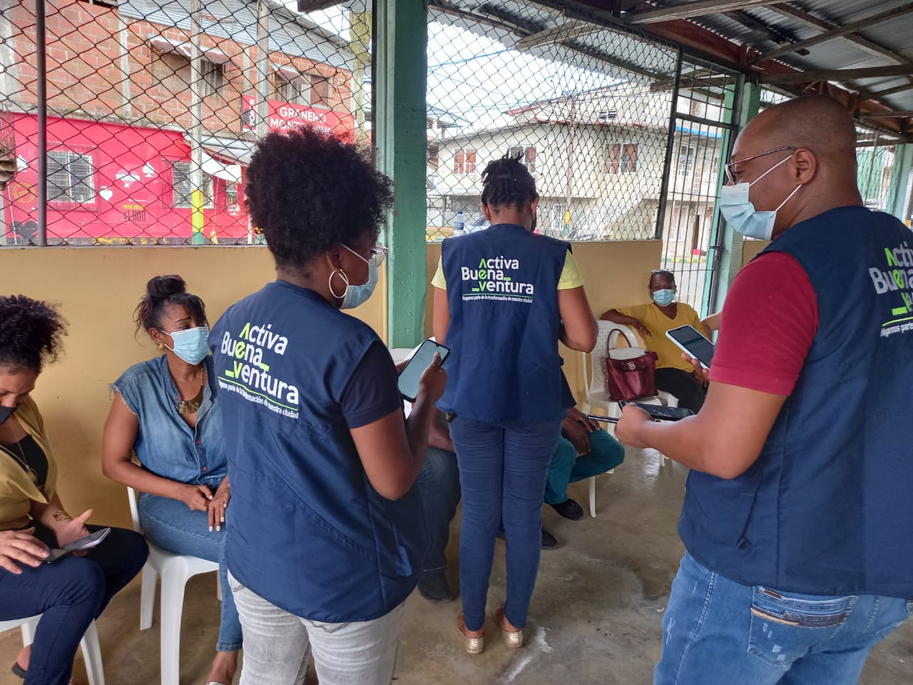 Líderes y lideresas participan de alfabetización con Marea Digital