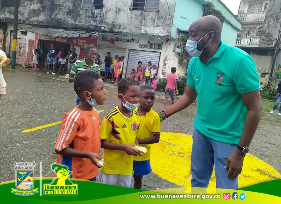 Se realizó en el barrio Muro Yusti una oferta institucional de la Alcaldía Distrital de Buenaventura