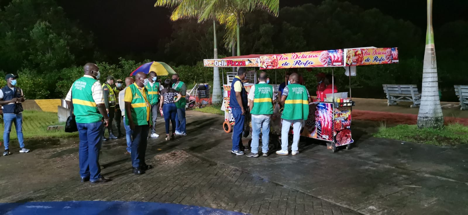 Control Físico realizó operativo nocturno para hacer seguimiento a establecimientos ubicados en el Malecón Bahía de la Cruz en Buenaventura