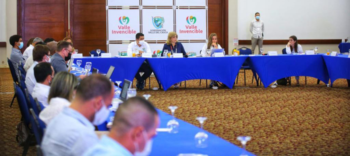 La Gobernadora del Valle celebra respuesta de la nación para la terminación de la vía Buenaventura-Buga y el reinicio de Mulaló-Loboguerrero